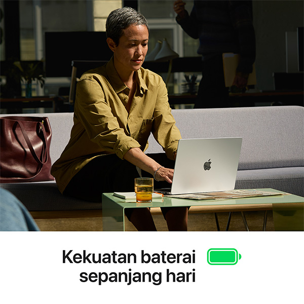 macbook_pro_14-inch_m4_pro_or_max_chip_space_black_4_2